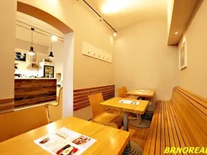Pronájem restaurace, Brno, Kabátníkova, 65 m2