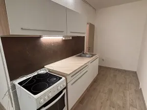 Pronájem bytu 2+kk, Liberec, Sametová, 42 m2