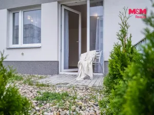 Pronájem bytu 1+kk, Velký Osek, U hřiště, 38 m2