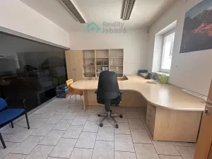 Pronájem skladu, Chrudim, V Tejnecku, 705 m2