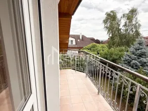 Prodej rodinného domu, Praha - Lysolaje, Nad Helmrovkou, 300 m2