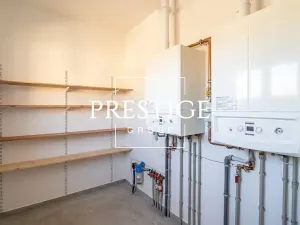 Pronájem rodinného domu, Horoměřice, Švejkova, 180 m2