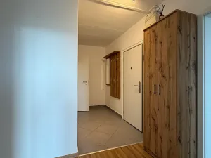 Pronájem bytu 3+kk, Praha - Petrovice, Rezlerova, 63 m2