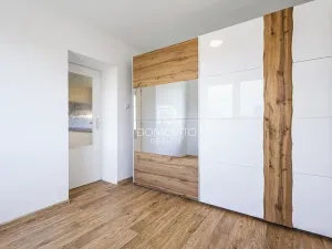 Pronájem bytu 2+kk, Mladá Boleslav, Zalužanská, 42 m2