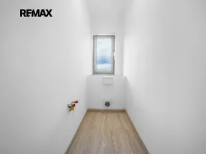 Prodej bytu 3+kk, Moravany, Květná, 108 m2