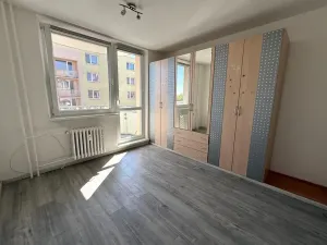 Pronájem bytu 2+1, Hrušovany u Brna, Sídliště, 58 m2