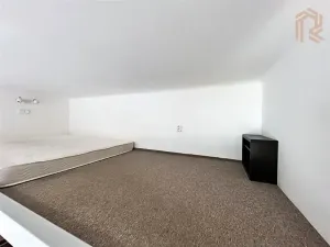 Pronájem bytu 1+kk, Praha - Strašnice, V olšinách, 32 m2