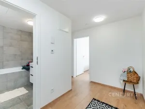 Prodej bytu 2+kk, Praha, Arnošta Staňka, 47 m2