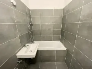 Pronájem bytu 2+1, Třinec, Jablunkovská, 57 m2