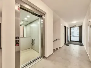 Pronájem bytu 2+kk, Trutnov, Chodská, 52 m2
