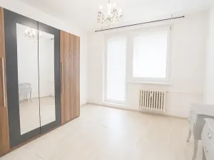 Pronájem bytu 3+1, Praha - Letňany, Bukovecká, 76 m2