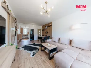 Prodej bytu 2+kk, Kraslice, Školní, 52 m2