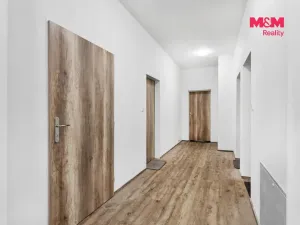 Prodej obchodního prostoru, Jablonec nad Nisou, Komenského, 600 m2
