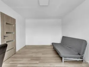 Pronájem bytu 1+1, Hradec Králové, Na Rozhraní, 35 m2