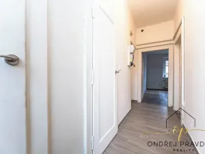 Prodej bytu 2+kk, Praha - Hloubětín, V chaloupkách, 58 m2