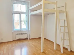 Pronájem bytu 1+kk, Praha - Vršovice, Kodaňská, 26 m2
