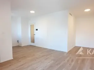 Pronájem bytu 1+kk, Praha - Stodůlky, Hábova, 40 m2