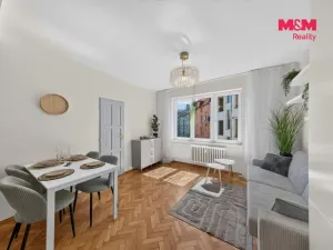 Prodej bytu 3+kk, Praha, Skloněná, 55 m2
