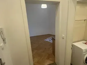 Pronájem bytu 1+kk, Praha - Vinohrady, Budečská, 22 m2
