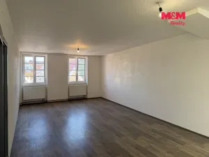 Pronájem bytu 3+1, Litomyšl - Litomyšl-Město, Smetanovo náměstí, 98 m2