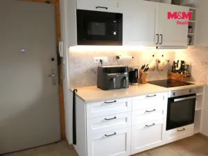 Pronájem bytu 2+kk, Praha - Žižkov, Hájkova, 45 m2