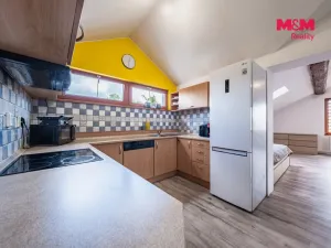 Prodej bytu 3+kk, Rožďalovice, Náměstí, 75 m2