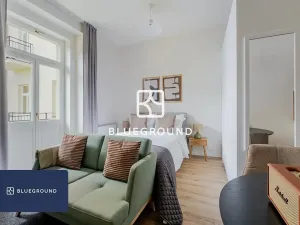 Pronájem bytu 1+kk, Praha - Bubeneč, Veletržní, 30 m2