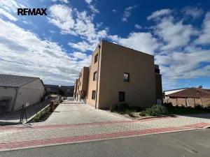 Pronájem bytu 1+kk, Beroun, Vinařská, 33 m2