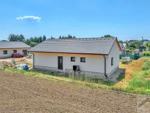 Prodej rodinného domu, Horní Jelení, Bezová, 104 m2