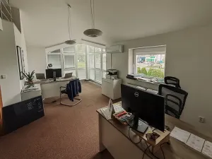Pronájem kanceláře, Říčany, Úvalská, 66 m2