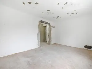 Prodej bytu 1+kk, Praha - Záběhlice, U zákrutu, 27 m2