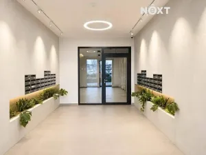 Pronájem bytu 1+kk, Praha - Hrdlořezy, V třešňovce, 34 m2