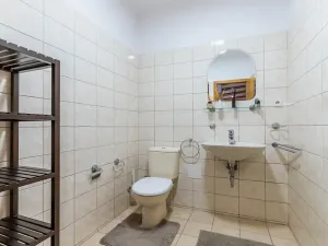 Prodej rodinného domu, Praha - Benice, Okrasná, 230 m2