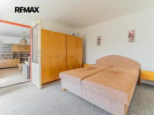 Prodej rodinného domu, Kamenné Žehrovice, Sadová, 100 m2