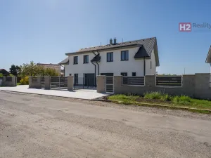Prodej rodinného domu, Přerov nad Labem, 127 m2