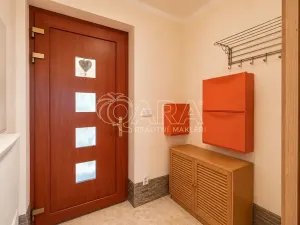 Prodej rodinného domu, Dolní Břežany, U Lesa, 50 m2