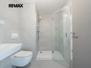 Prodej bytu 2+kk, Praha - Černý Most, Arnošta Valenty, 49 m2