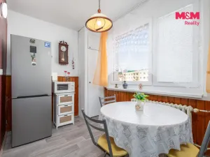 Prodej bytu 2+1, Ústí nad Labem - Neštěmice, Seifertova, 61 m2