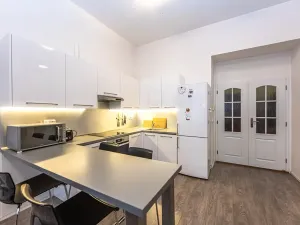 Prodej bytu 2+kk, Praha - Vinohrady, Lucemburská, 51 m2