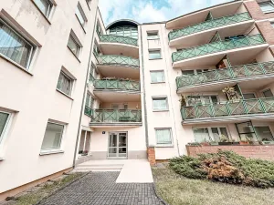 Pronájem bytu 4+kk, Praha - Žižkov, V kapslovně, 101 m2