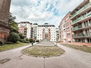 Pronájem bytu 4+kk, Praha - Žižkov, V kapslovně, 101 m2