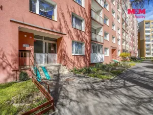 Pronájem bytu 1+1, Chomutov, 17. listopadu, 36 m2