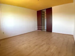 Pronájem rodinného domu, Praha - Velká Chuchle, Větrová, 90 m2