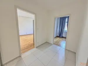 Pronájem bytu 2+kk, Praha - Staré Město, Národní, 52 m2
