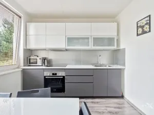 Prodej bytu 4+1, Praha - Černý Most, Generála Janouška, 88 m2