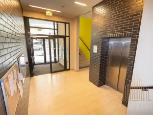 Pronájem bytu 2+kk, Praha - Libeň, Kurta Konráda, 61 m2