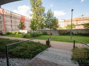 Pronájem bytu 2+kk, Praha - Libeň, Kurta Konráda, 61 m2