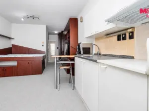 Prodej bytu 1+kk, Pardubice - Zelené Předměstí, nábřeží Závodu míru, 32 m2