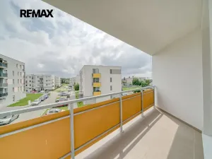 Pronájem bytu 2+kk, Velký Osek, U hřiště, 60 m2