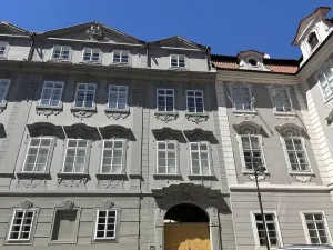Pronájem bytu 3+1, Praha - Malá Strana, Sněmovní, 85 m2